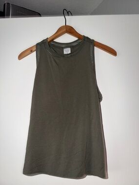 Athleta Olive Tank with Crewneck